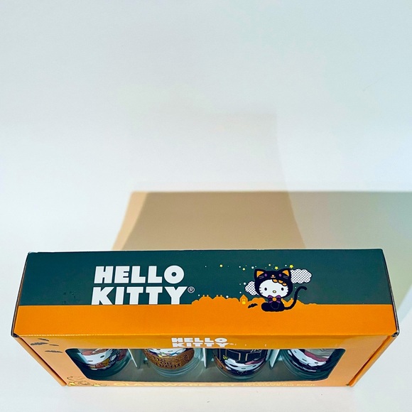 π Hello Kitty Halloween Drinking Glasses - Picture 2 of 9